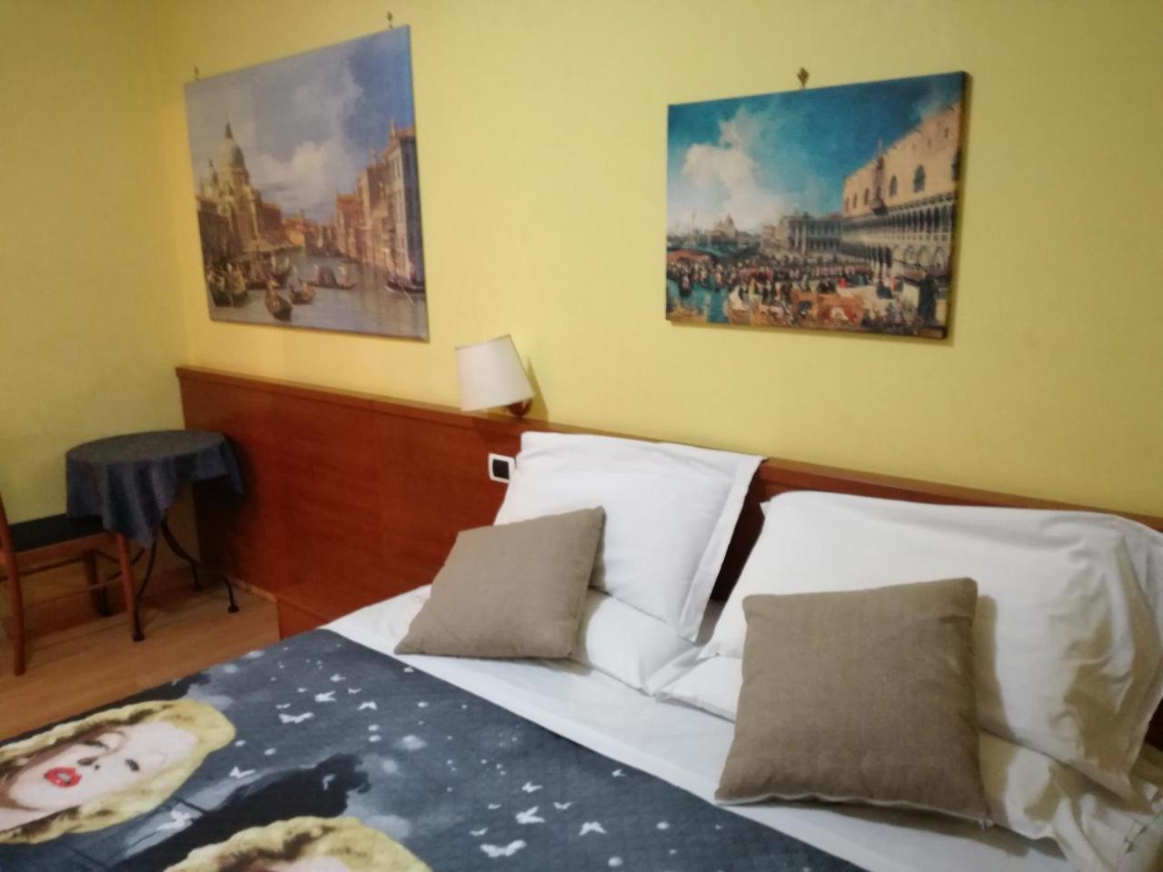 Hotel La Casa Dell'Arte Rom Exterior foto